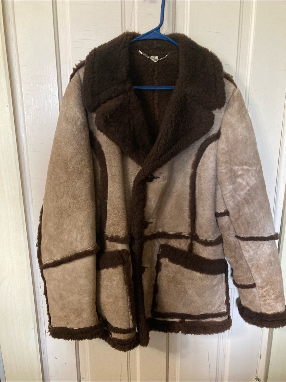 Vintage Men's Shearling Jacket Coat - Brown & Cream buffalo hide I think.  Heavy
